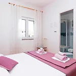 Apartamento With Parking Space - 16543 Vodice