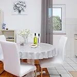 Apartament With Parking Space - 16543 Vodice