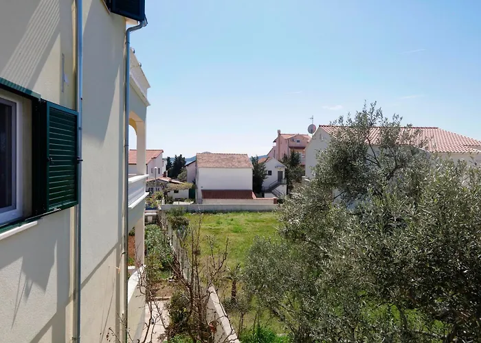 Apartman With Parking Space - 16543