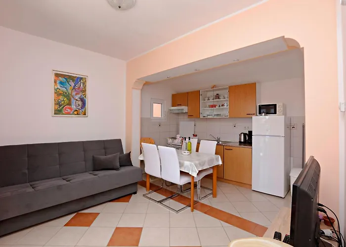 With Parking Space - 16543 Apartman Vodice