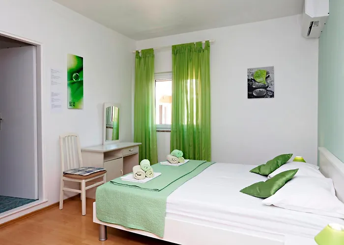 Apartman With Parking Space - 16543